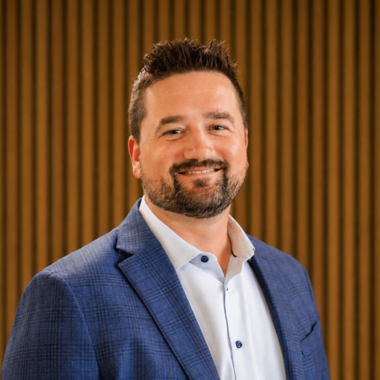 Bruce Aken Headshot